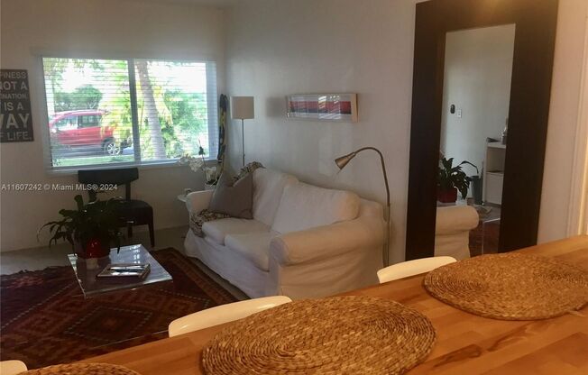 2 beds, 1 bath, $3,550, Unit # 0