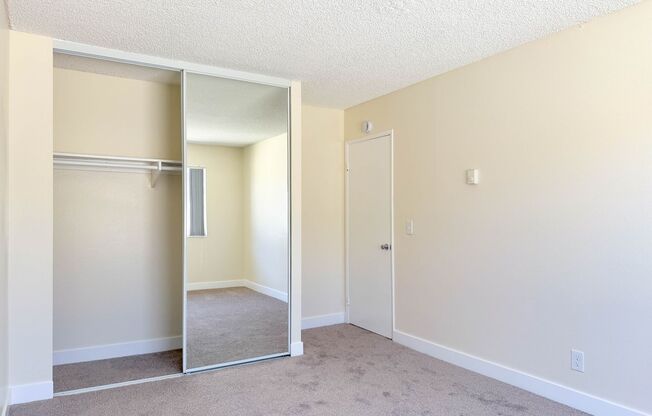 2 beds, 1 bath, $1,995, Unit 24