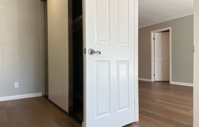 2 beds, 2 baths, 950 sqft, $2,845, Unit 1621L