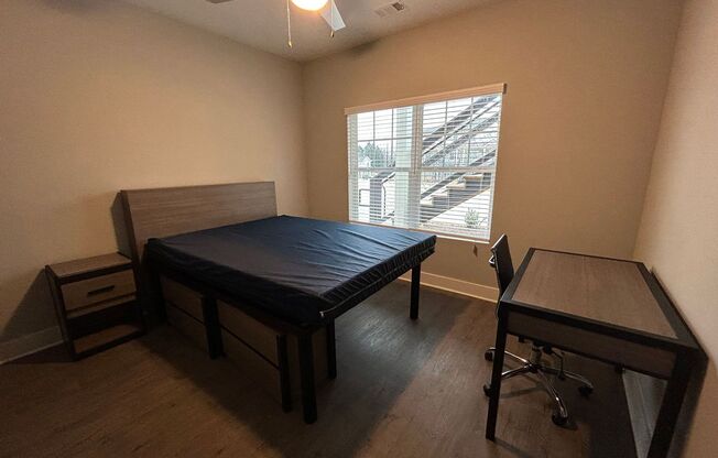 4 beds, 4 baths, 1,600 sqft, $990, Unit 407 Minter Way-100 - C