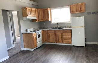 1 bed, 1 bath, 600 sqft, $1,200, Unit Duplex 3831 Unit B