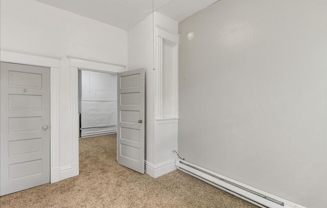 1 bed, 1 bath, 700 sqft, $1,120