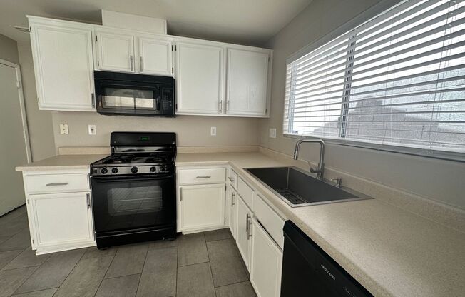 2 beds, 1.5 baths, $1,650