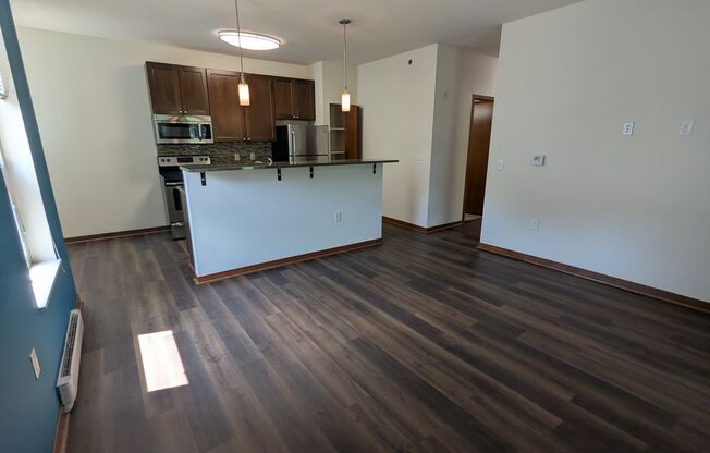 1 bed, 1 bath, 625 sqft, $1,760, Unit 105