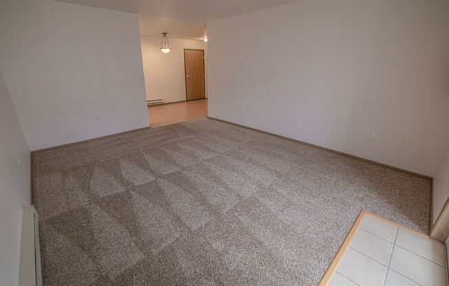 2 beds, 1 bath, 830 sqft, $855, Unit 1710-303