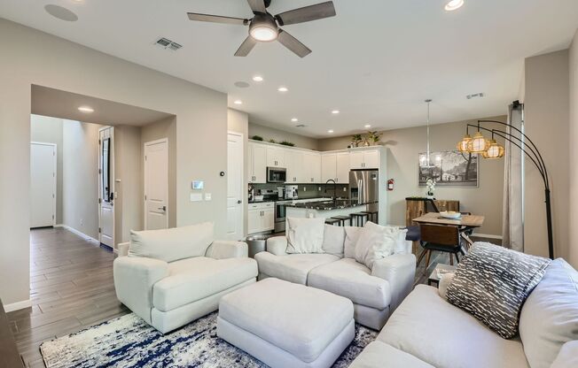 Gorgeous and modern townhome in gated community-fully furnished and ready to move in!