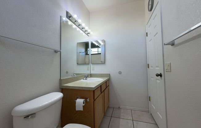 3 beds, 2 baths, $1,525