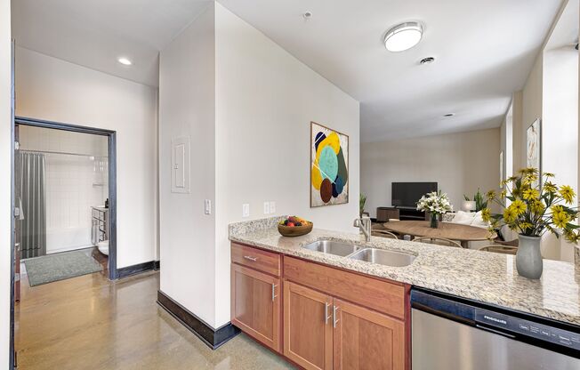 2 beds, 1 bath, 927 sqft, $1,365, Unit 104