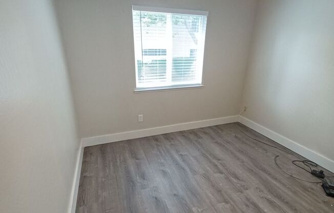 1 bed, 1 bath, 500 sqft, $1,545, Unit UNIT 06