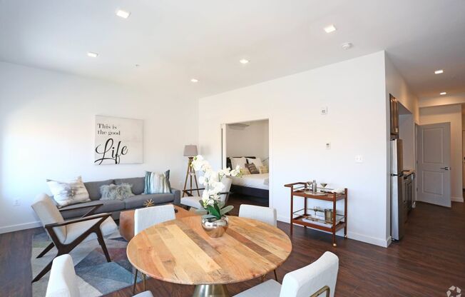 1 bed, 1 bath, 478 sqft, $1,710, Unit 401