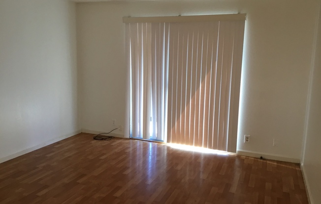 1 bed, 1 bath, 640 sqft, $2,050, Unit #9