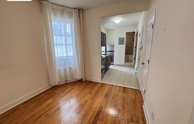 309 W 47 ST