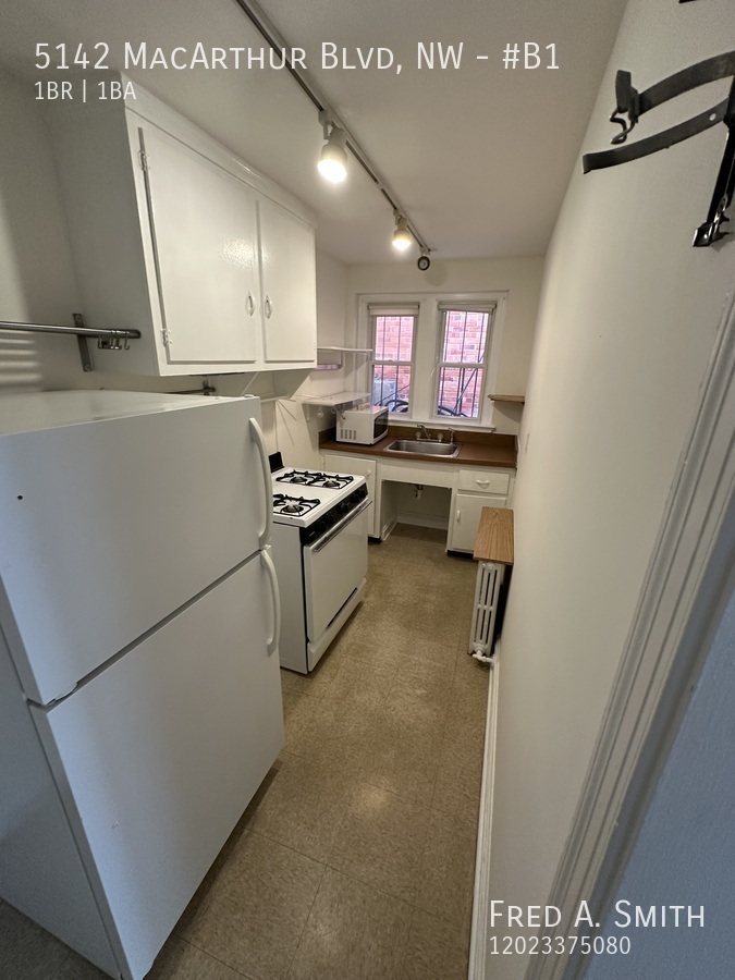 5142 MacArthur Blvd, NW