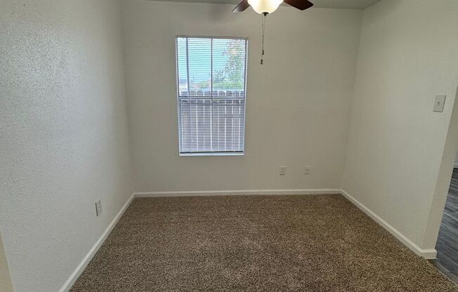 1 bed, 1 bath, 451 sqft, $1,050, Unit 413