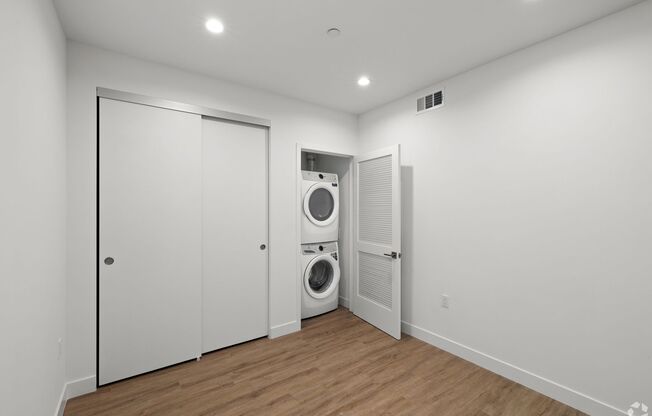 2 beds, 2 baths, 1,243 sqft, $2,933.33, Unit 507-2