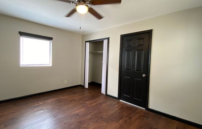 1 bed, 1 bath, 610 sqft, $900, Unit A