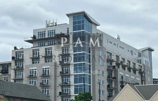601 E OGDEN AVE