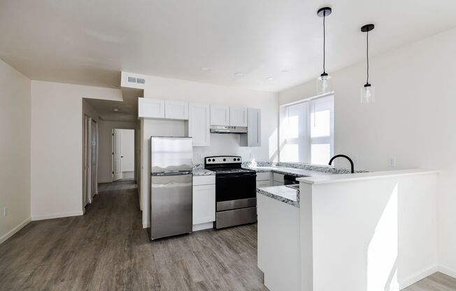 6043 Clemens