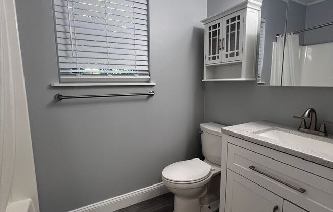 115 BOULDER TRAIL | 2 BED 1 BATH WITH AMPLE YARD SPACE