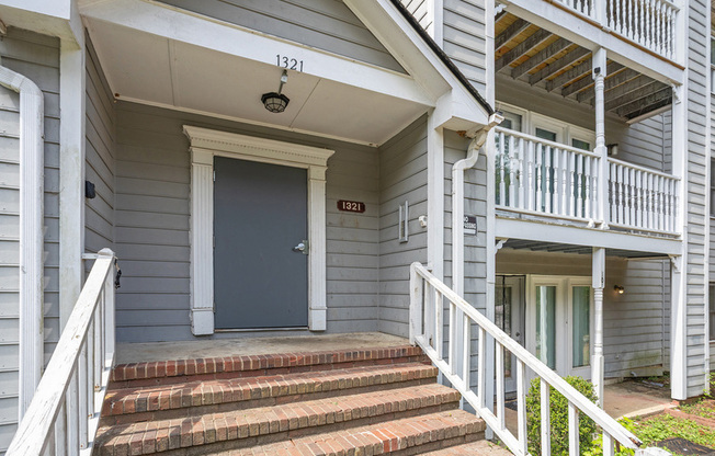 1321 GLN DR 1