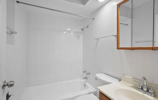 1 bed, 1 bath, 536 sqft, $1,750, Unit 331