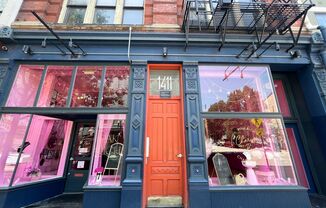 1411 Main St