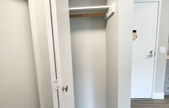 1 bed, 1 bath, 636 sqft, $1,595, Unit 125
