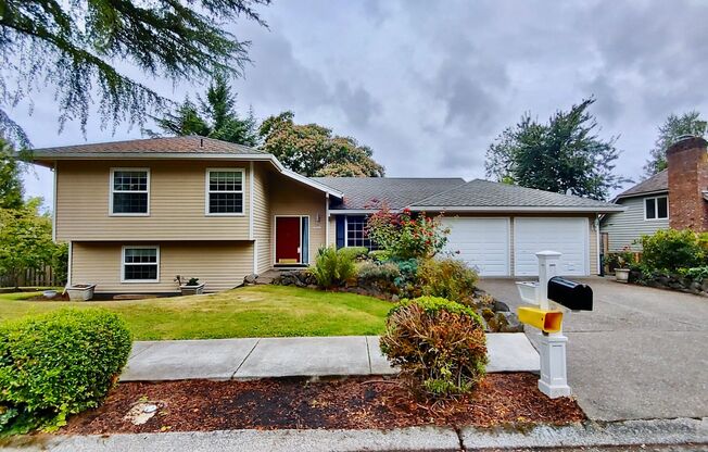 Welcome to this Gorgeous 4 Bedroom Home in the Desirable Westlake Neighborhood in Lake Oswego! Fresh Paint Throughout