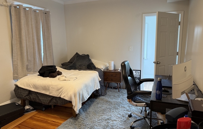 607 FELLSWAY