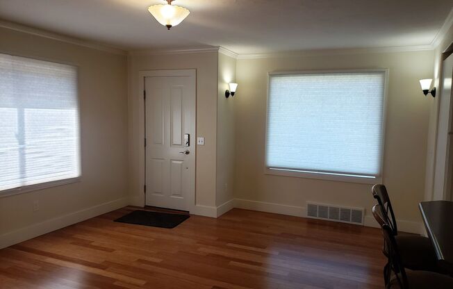 Recently Re-modeled 3 Bedroom Home!