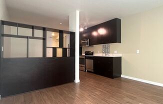 1 bed, 1 bath, 450 sqft, $1,600, Unit 204