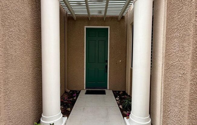 Charming townhome