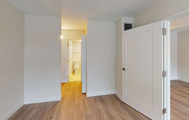 1 bed, 1 bath, 545 sqft, $1,900, Unit 111