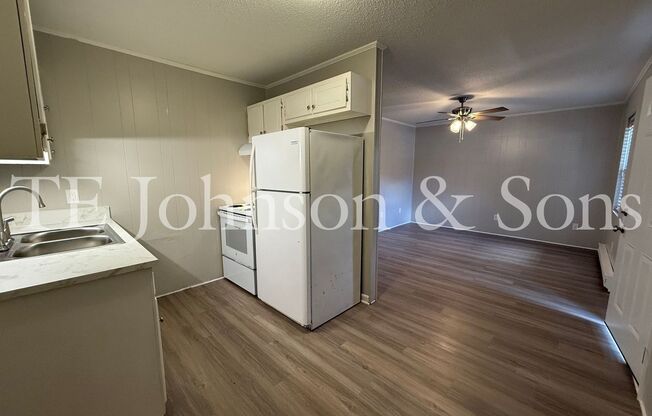 Cozy 1-Bedroom with Water Included