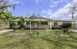 1805 N TAYLOR RD
