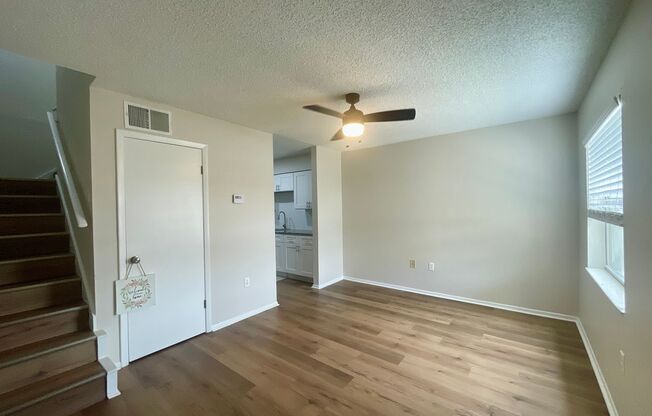 2 beds, 1.5 baths, 846 sqft, $1,499, Unit 208