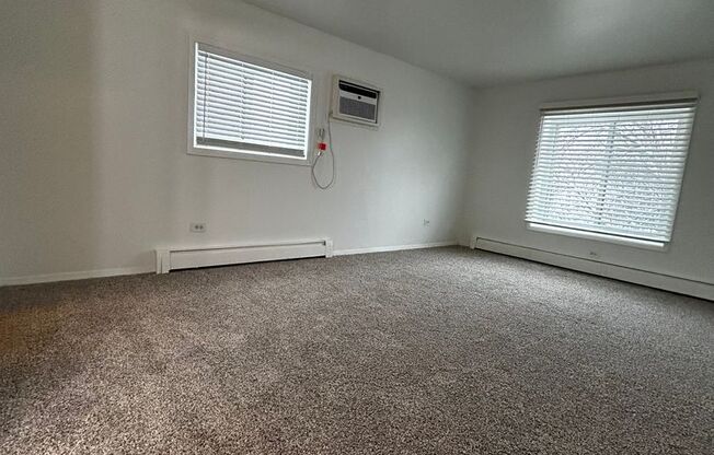 2 beds, 2 baths, 1,026 sqft, $1,949, Unit 1669-202 Quail