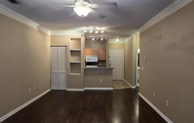 1 bed, 1 bath, $1,599, Unit UNIT # 8211