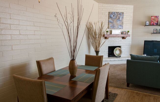 1 bed, 1 bath, 712 sqft, $1,010, Unit 15B