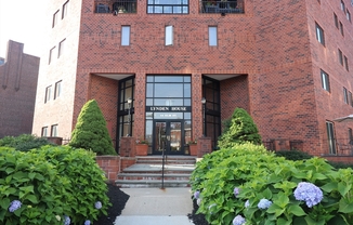 44 ELM ST