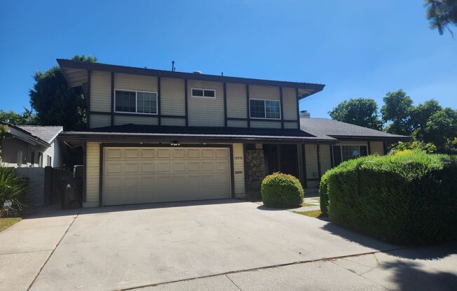 LARGE 4 bed/3 bath 2 story home + Large Yard in Northridge.