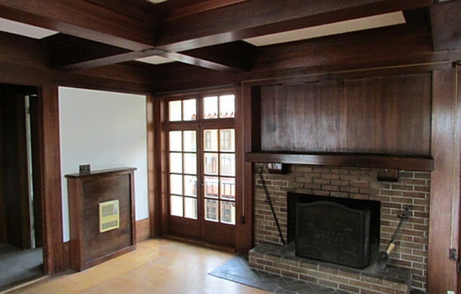 The Palomar Apartments