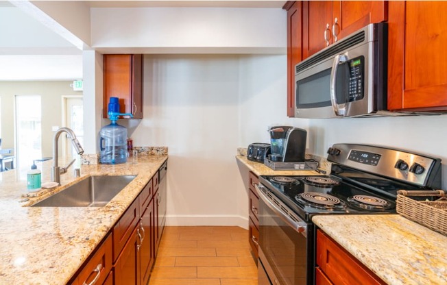 Clubhouse Kitchen