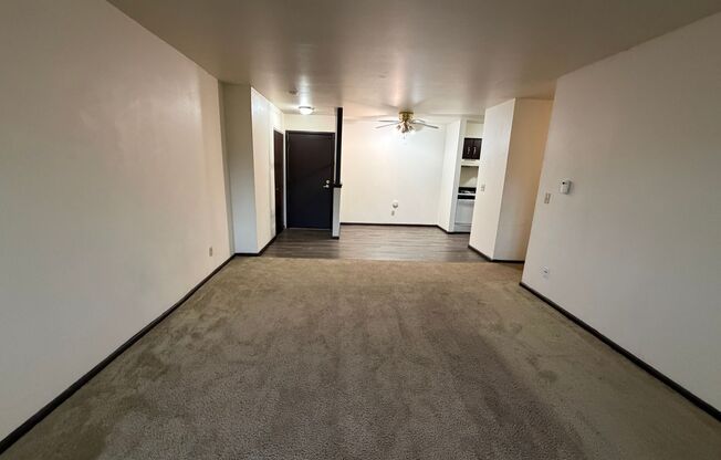 127 S Platten St