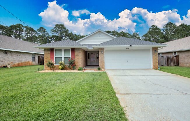 Beautiful East Navarre Home Available July 8th!