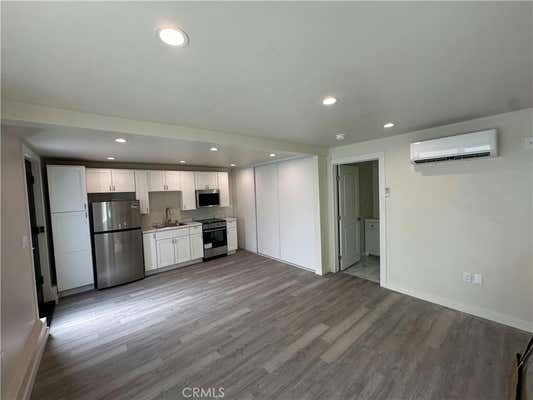 Studio, 1 bath, 400 sqft, $1,950