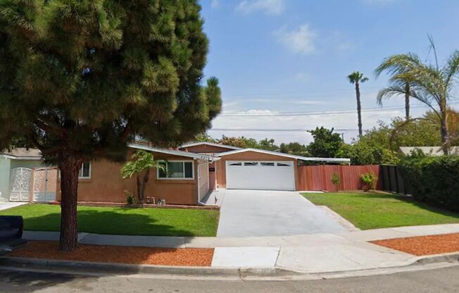 Central costa Mesa 5 bdrm home
