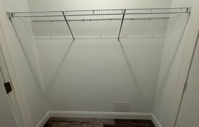 2 beds, 1 bath, 741 sqft, $2,700, Unit 213