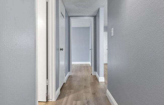 2 beds, 1 bath, 792 sqft, $1,350, Unit 711C5