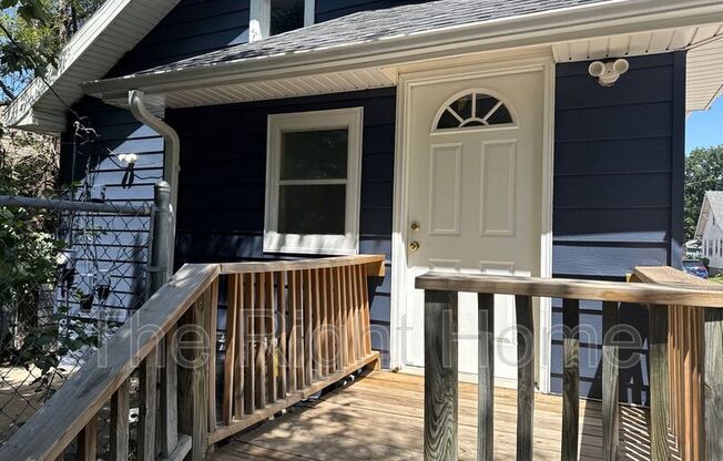 3330 N 59 ST